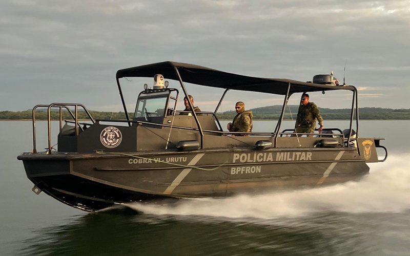 Military Armoured Boat Aruanã 26 FT
